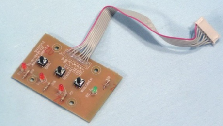 ELEKTRONIKA S STIKALOM KUHINJSKEGA APARATA KENWOOD  KW704577