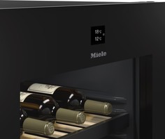 Hladilni-aparati-in-vinske-vitrine/12156880-4