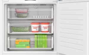 Hladilni-aparati-in-vinske-vitrine/21876147_KBN96ADD0_PGA6_def