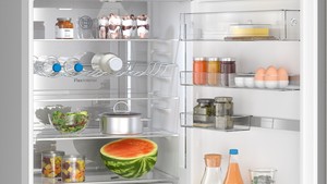 Hladilni-aparati-in-vinske-vitrine/KGN49AICT-BOSCH-HLADILNIK-PROSTO.-DVOVRAT_2