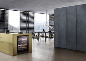 Hladilni-aparati-in-vinske-vitrine/KWT6321UG-MIELE-VITRINA_1