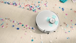 Sesalniki/26677829_BO_Robotics_Secondaries_Website_Loudspeaker_BCRC2Wx1800_def